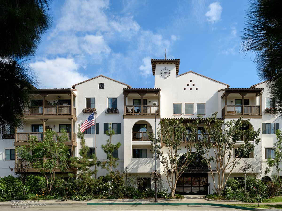 Exterior of Del Rey Square property