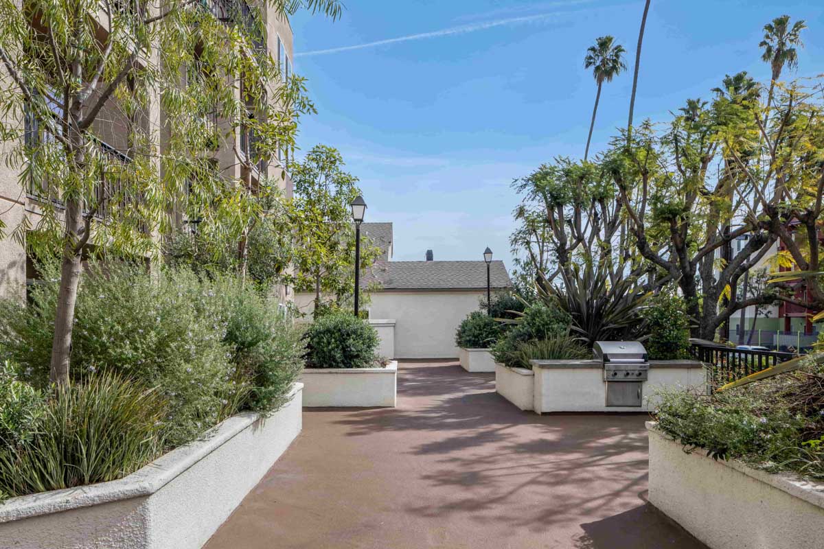 Exterior of Gilbert Lindsay property