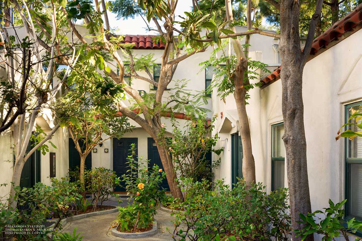 Exterior of Hollywood El Centro property